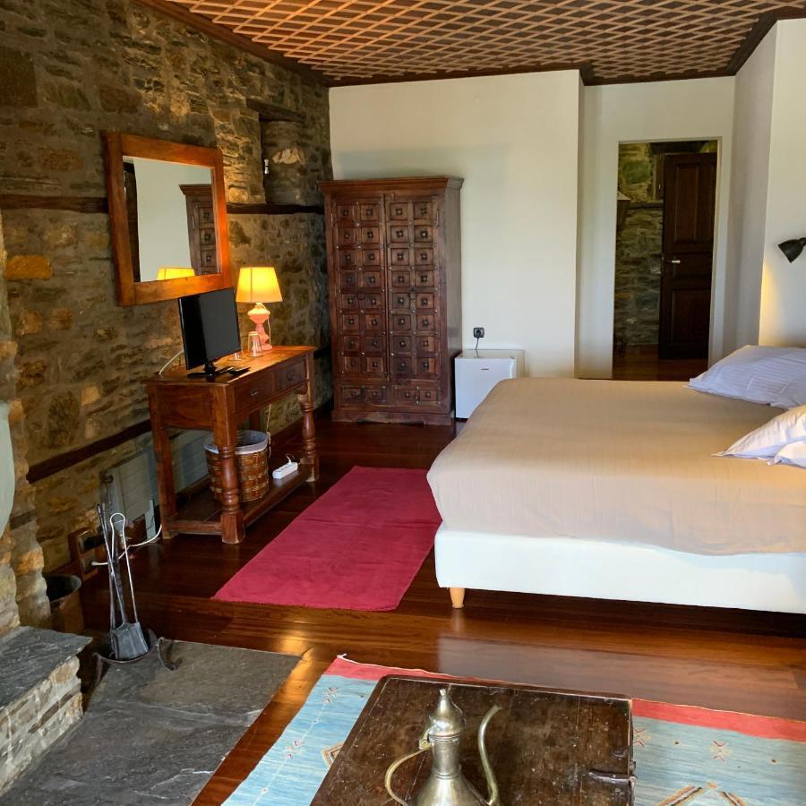 Palio Eleotrivio Guesthouse Agios Lavrentios Екстериор снимка