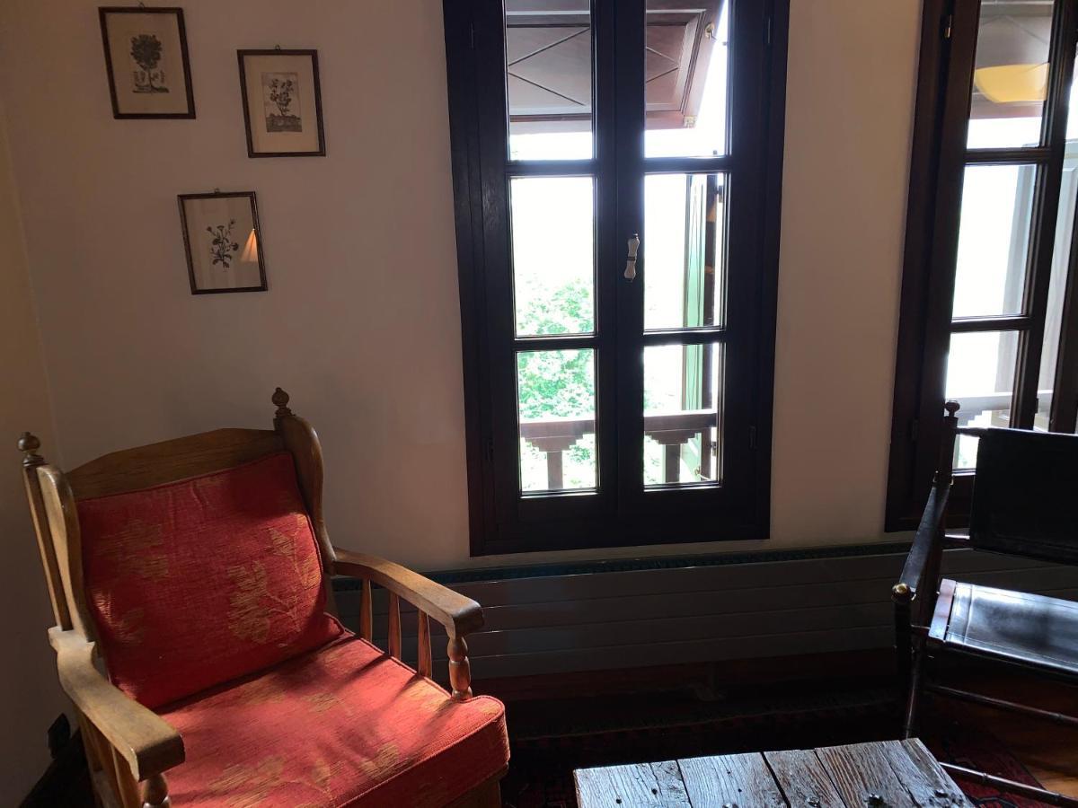 Palio Eleotrivio Guesthouse Agios Lavrentios Екстериор снимка