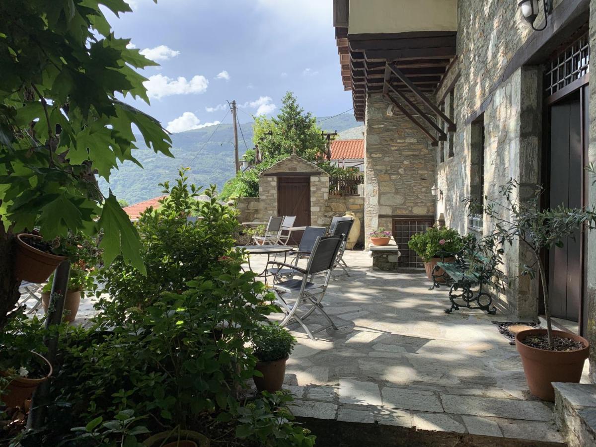 Palio Eleotrivio Guesthouse Agios Lavrentios Екстериор снимка