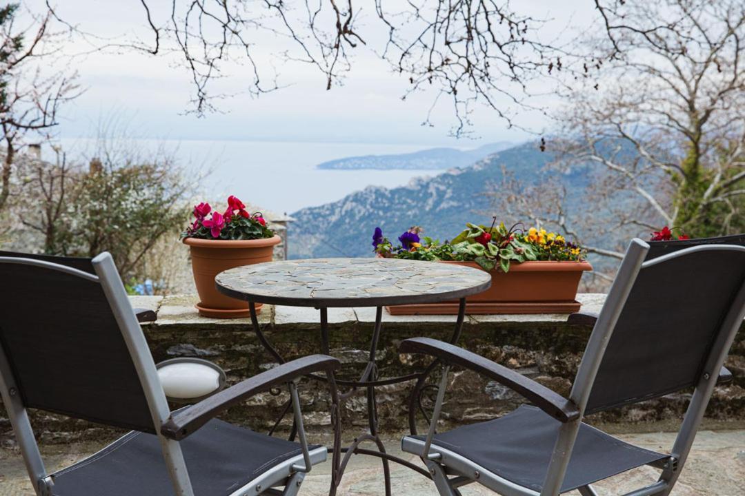 Palio Eleotrivio Guesthouse Agios Lavrentios Екстериор снимка