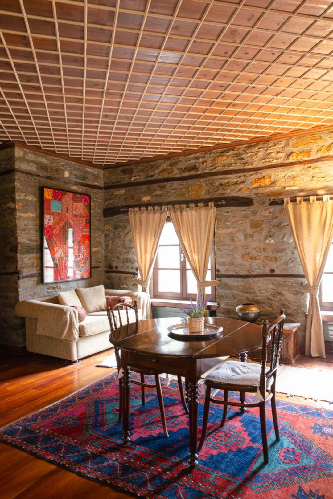 Palio Eleotrivio Guesthouse Agios Lavrentios Екстериор снимка