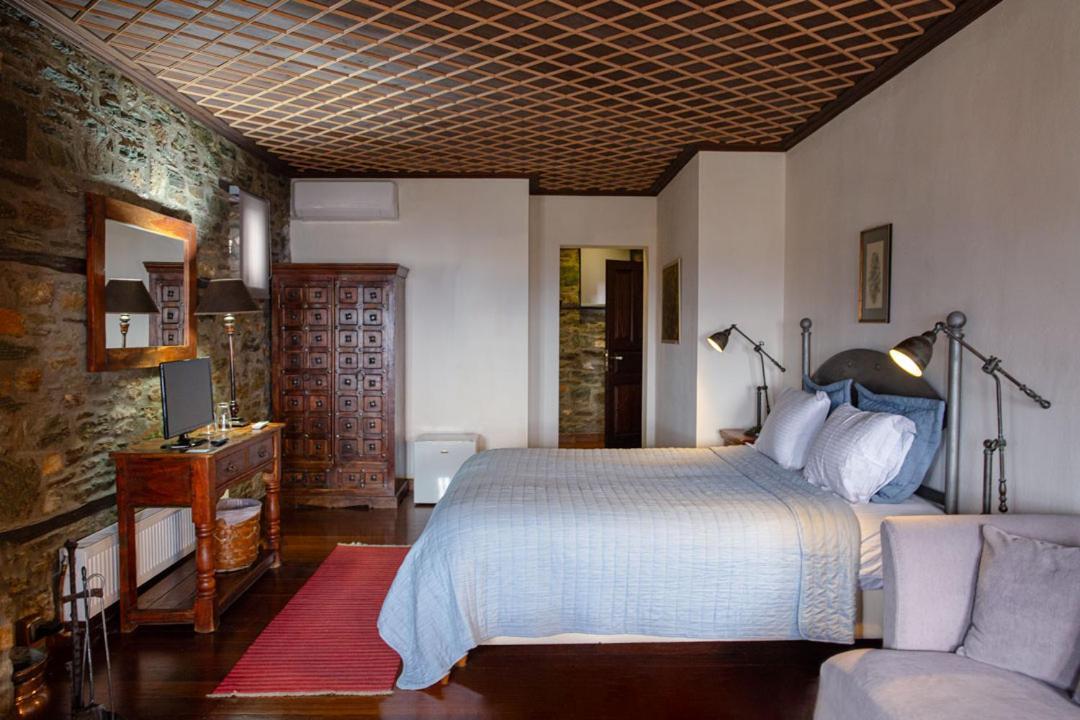 Palio Eleotrivio Guesthouse Agios Lavrentios Екстериор снимка