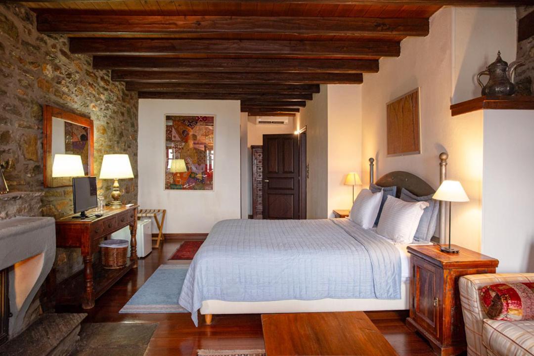 Palio Eleotrivio Guesthouse Agios Lavrentios Екстериор снимка