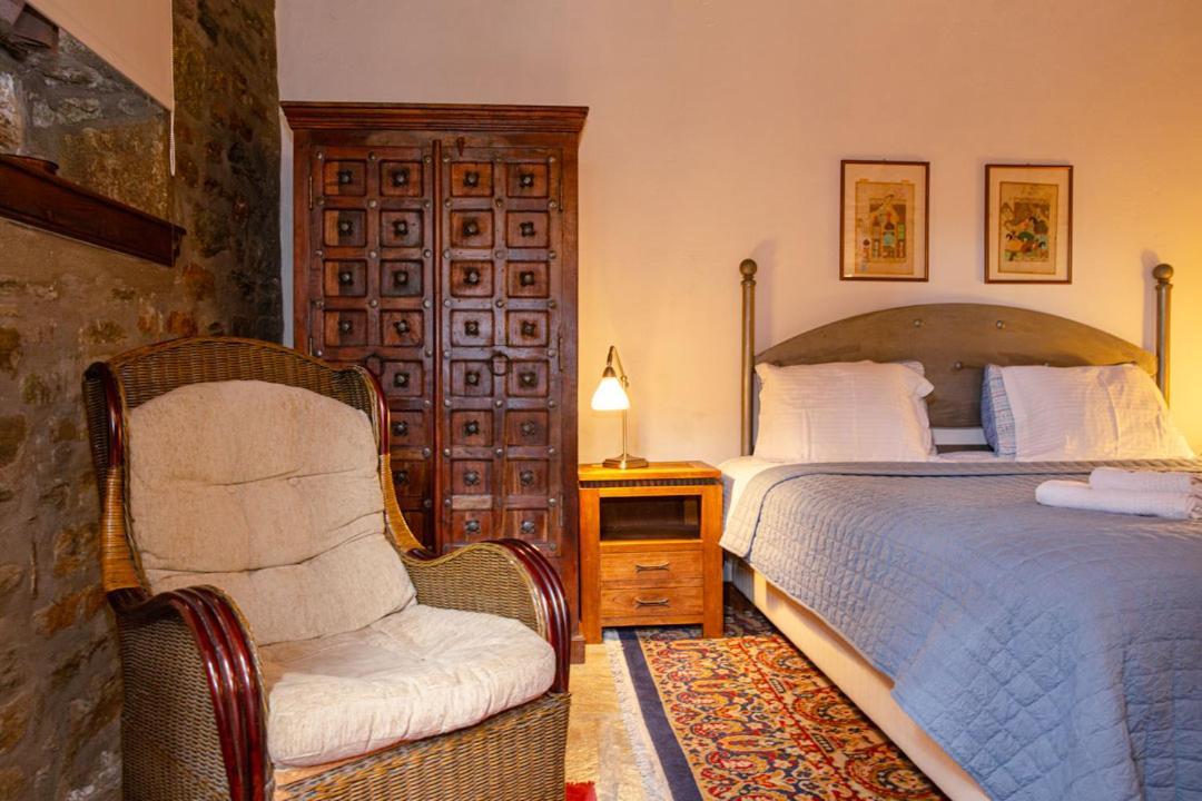 Palio Eleotrivio Guesthouse Agios Lavrentios Екстериор снимка